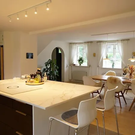 וילה Luxurious Country House With Unique Atmosphere פרדריקה