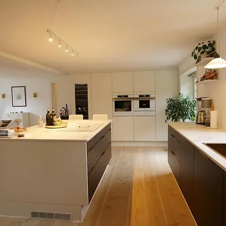 Luxurious Country House With Unique Atmosphere * פרדריקה